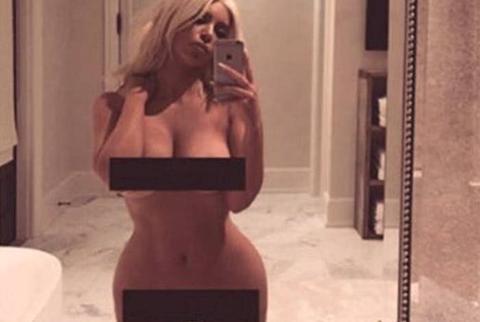 the naked selfie