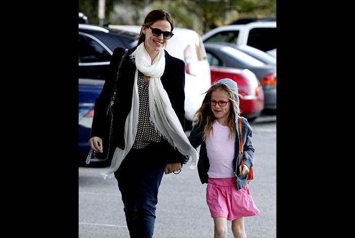 jennifer garner and viole