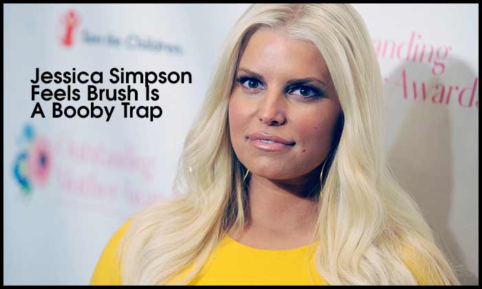 Jessica Simpson – Feels Brush Is A Booby Trap