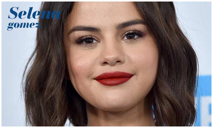  Selena Gomez