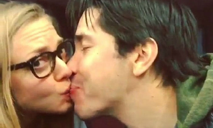  Amanda Seyfried And Justin Long